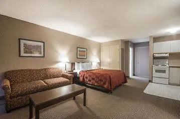 מלון ויקטוריה Comfort Inn And Suites